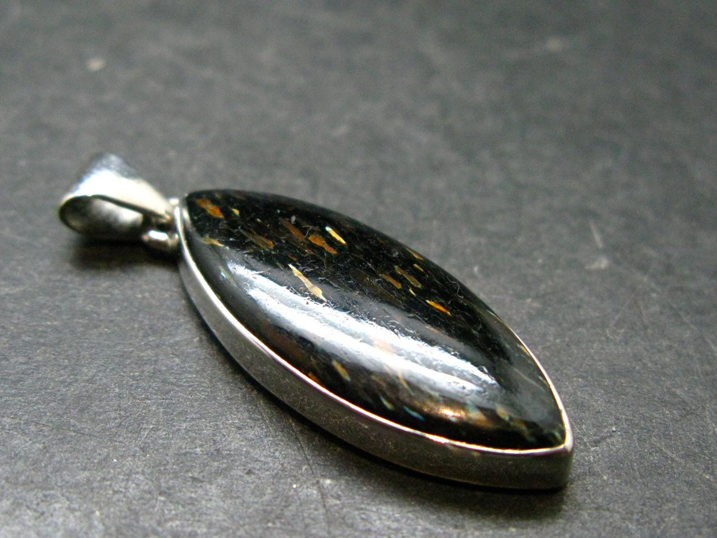 Very Rare Sterling Silver Nuumite Nuummite Pendant From Greenland - 1.6" - 5.79 Grams