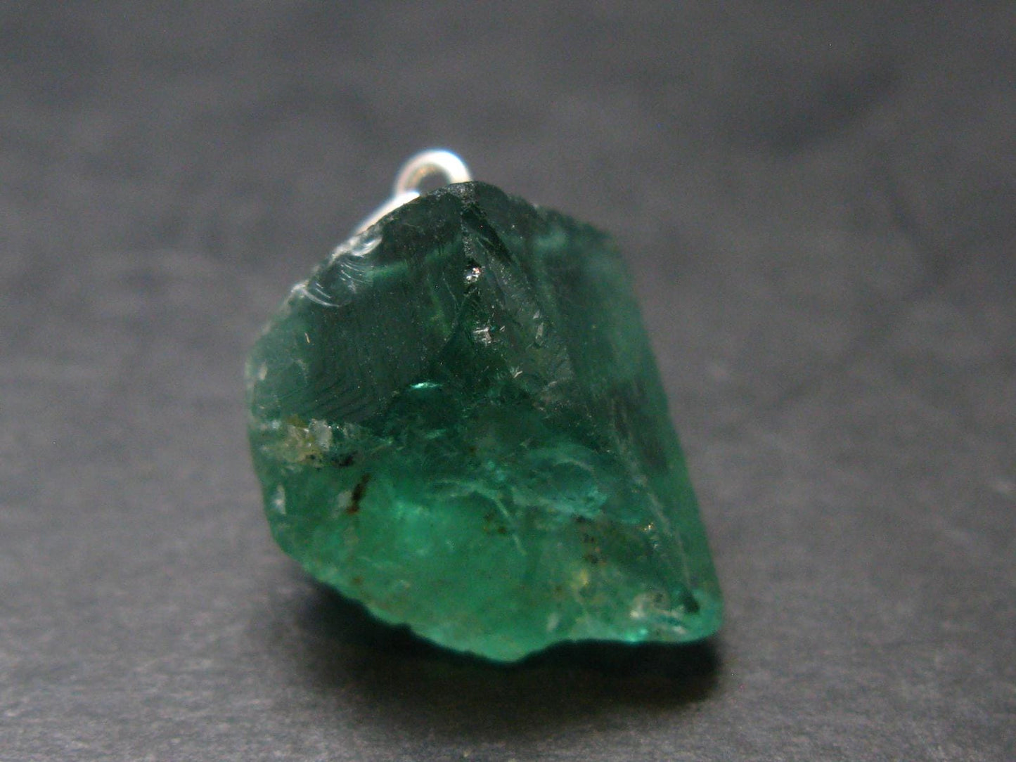 Rare!! Emerald Green Fluorite Crystal Silver Pendant From UK - 3.84 Grams - 0.8"