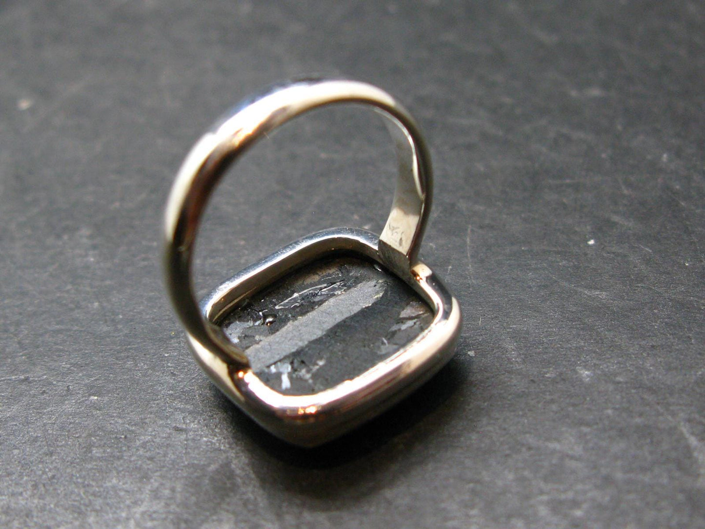 Real!! Very Rare Nuumite Nuummite Sterling Silver Ring from Greenland - 6.59 Grams - Size 7