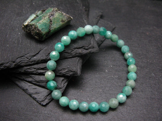Emerald Genuine Bracelet ~ 7 Inches ~ 7mm Round Facetted Beads