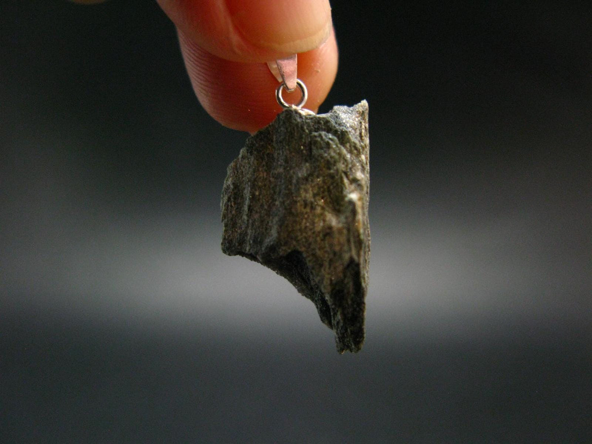 Rare ISUA Unpolished Stone Silver Pendant From Greenland - 1.1" - 3.77 Grams