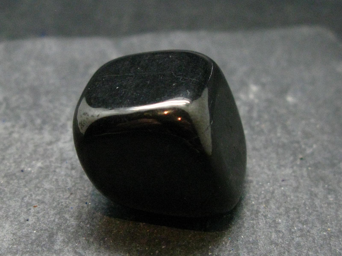Elite Shungite Tumbled Piece from Russia - 0.8" - 15.84 Grams