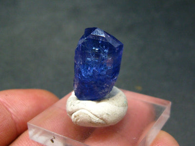 Stunning Gem Tanzanite Zoisite Crystal From Tanzania - 22.60 Carats - 0.8"