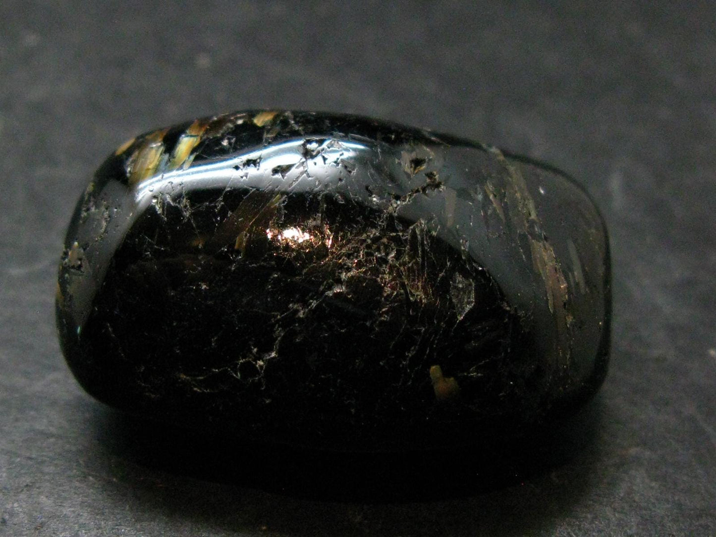 Rare Nuumite Nuummite Tumbled Stone From Greenland - 21.12 Grams - 1.3"