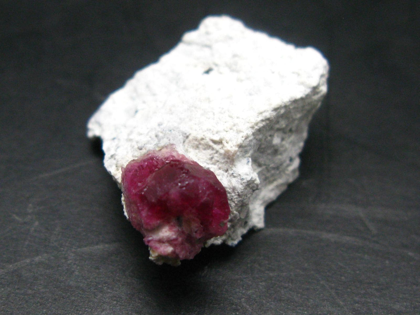 Rare Gem Bixbite Red Emerald Beryl Cluster From Utah USA - 1.2" - 4.75 Grams