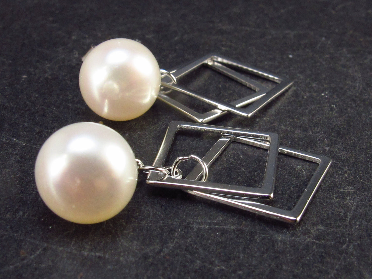 Cultured Freshwater White Pearl Dangle 925 Silver Earrings - 1.3"