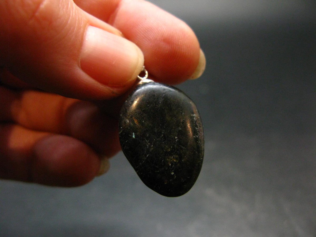 Very Rare Sterling Silver Nuumite Nuummite Pendant From Greenland - 1.2" - 3.79 Grams