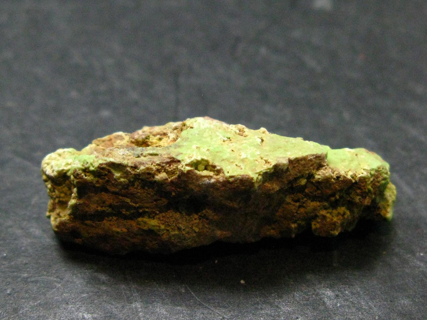 Gaspeite Raw Piece From Canada - 1.5" - 8.38 Grams