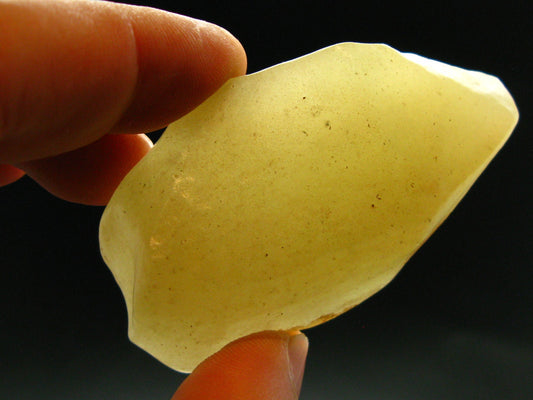 Nice Gem Libyan Tektite Glass From Libya - 157 Grams - 3.3"