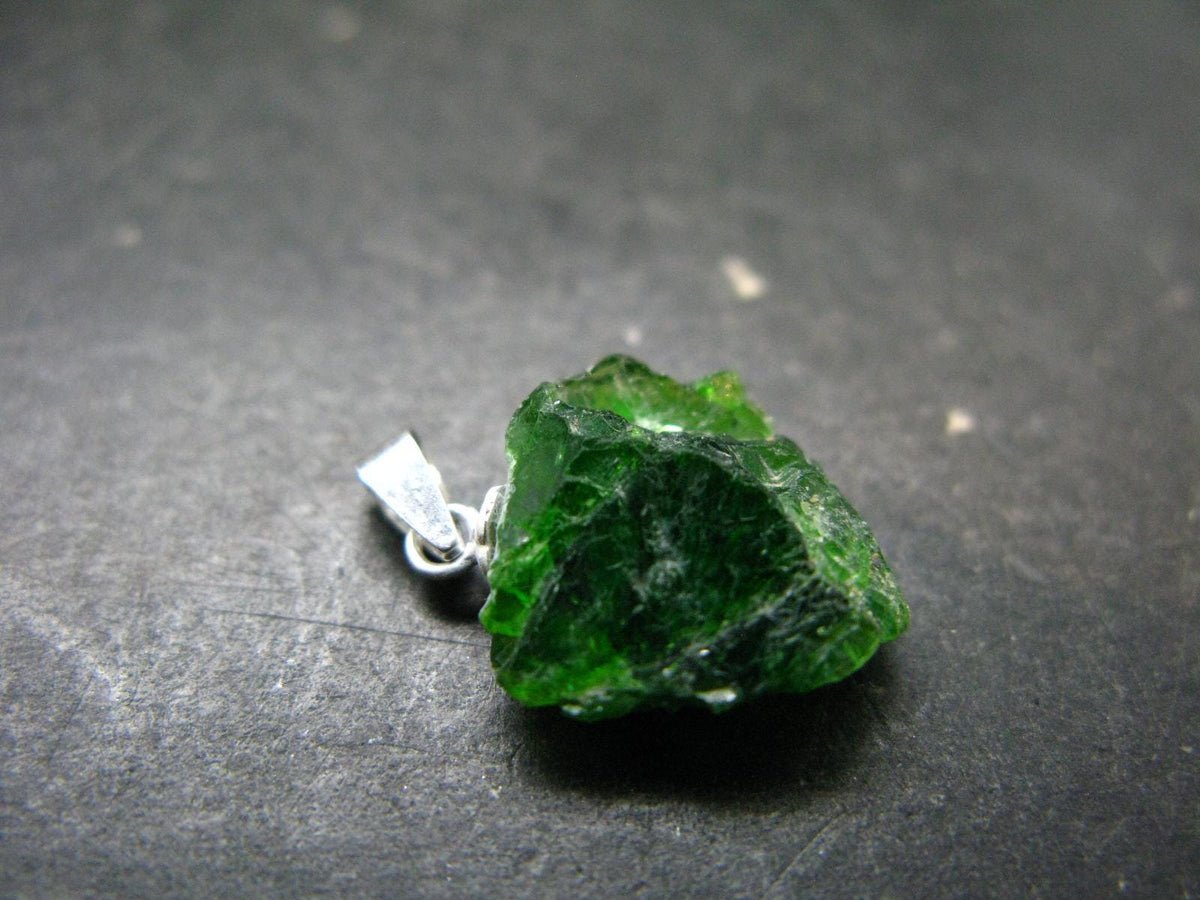 Green Chrome Diopside 925 Silver Pendant from Russia - 0.8" - 1.63 Grams