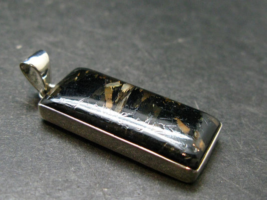 Very Rare Sterling Silver Nuumite Nuummite Pendant From Greenland - 1.7" - 8.51 Grams