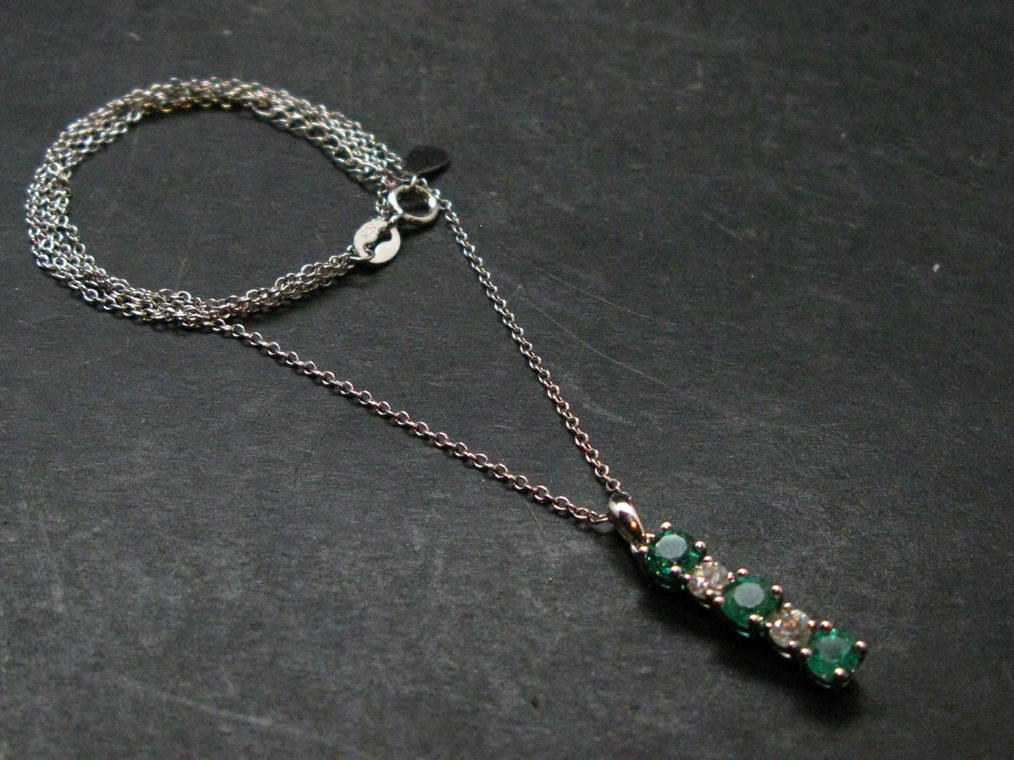 Emerald Silver Pendant W/Chain From Colombia - 2.49 Grams Total