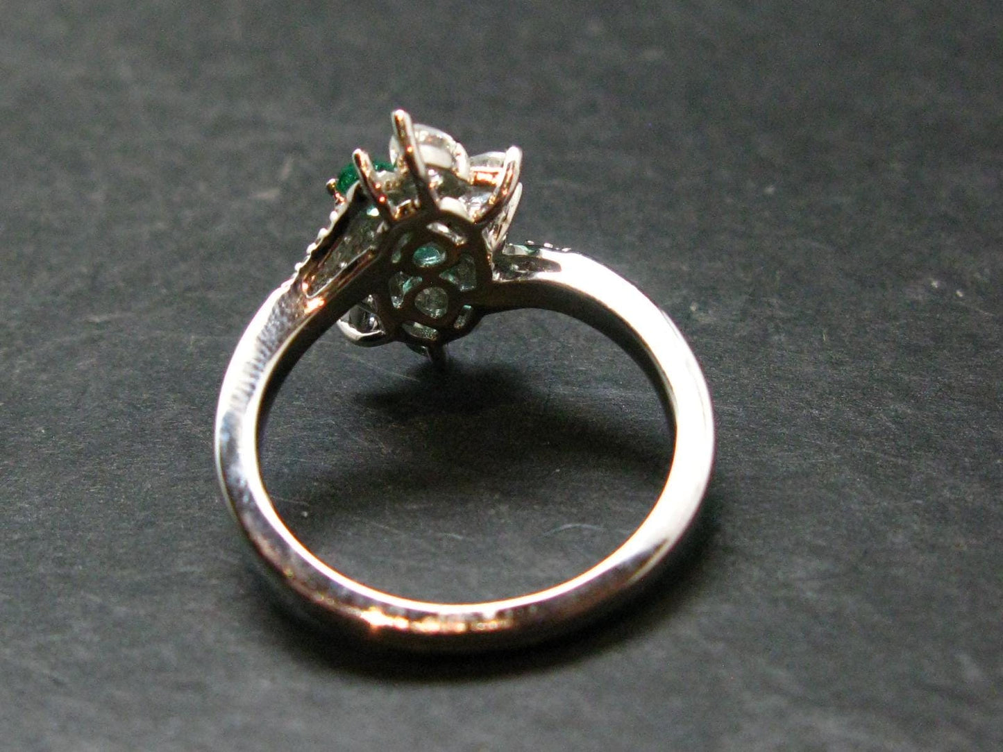 Emerald Faceted Silver Ring from Colombia - 3.75 Grams Total - Size 8.25