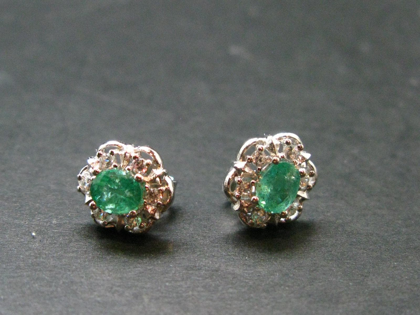 Gem Emerald Faceted Earrings In Sterling Silver - 0.65 Carats