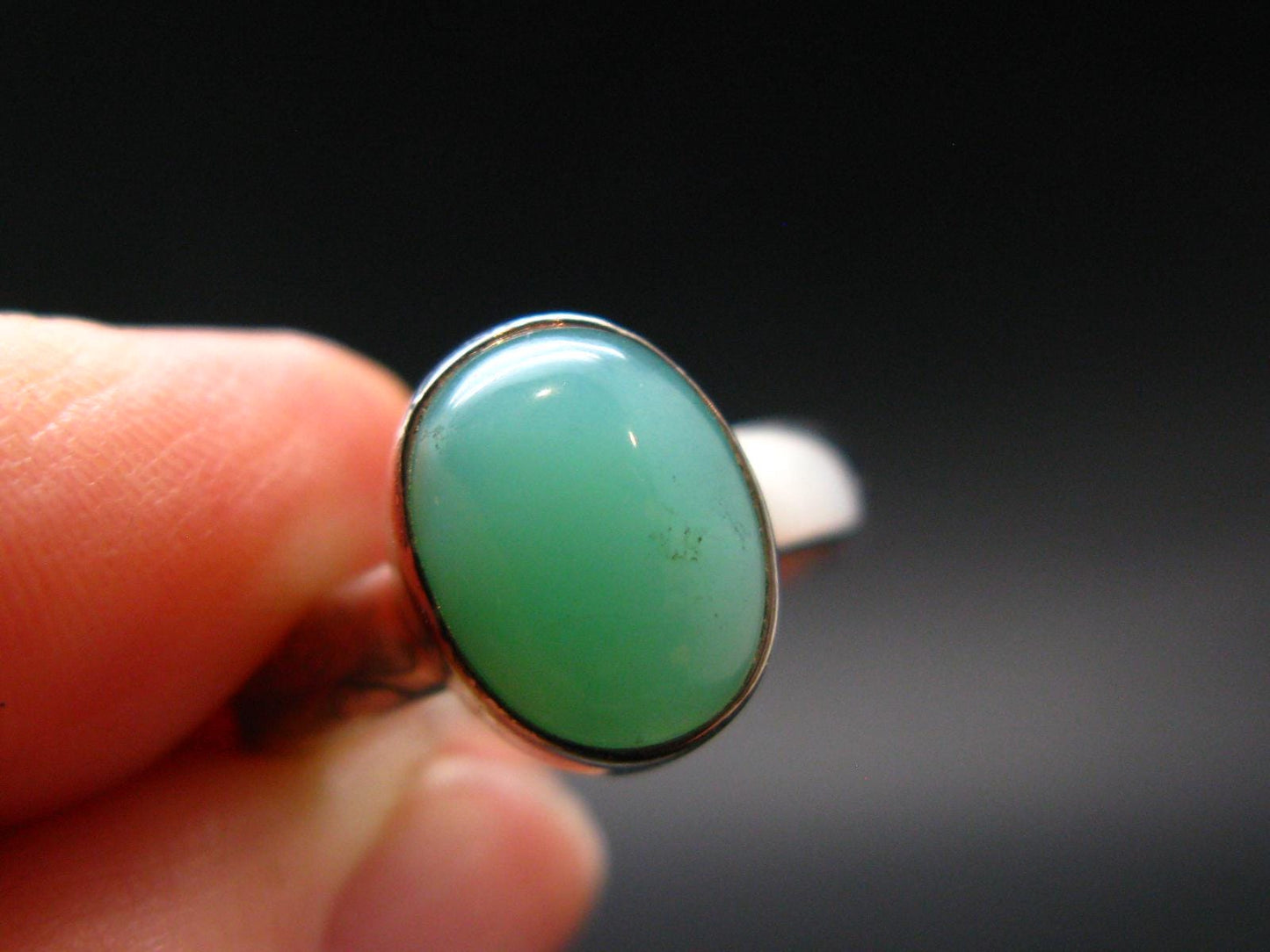 Natural Apple Green Chrysoprase 925 Sterling Silver Ring From Australia - 3.79 Grams - Size 7