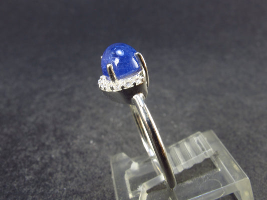 Blue Tanzanite Silver Ring from Tanzania - 2.05 Grams - Size 7.25
