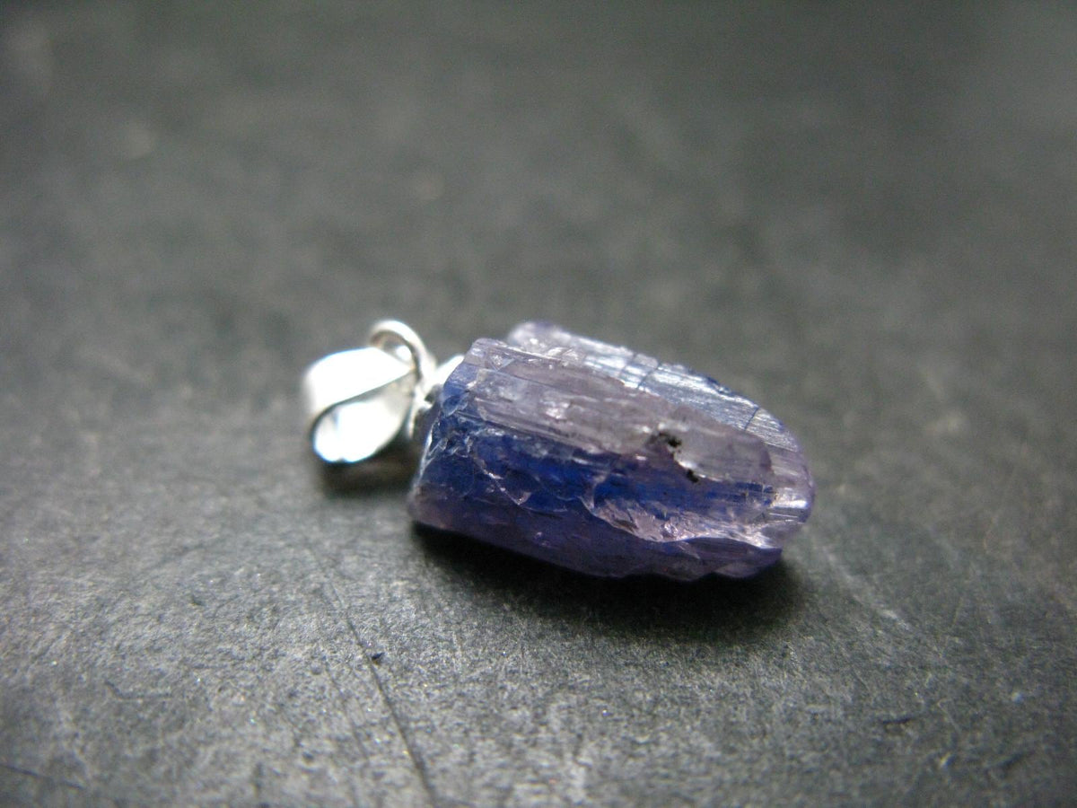 Tanzanite Pendant In Sterling Silver From Tanzania - 0.8" - 1.35 Grams