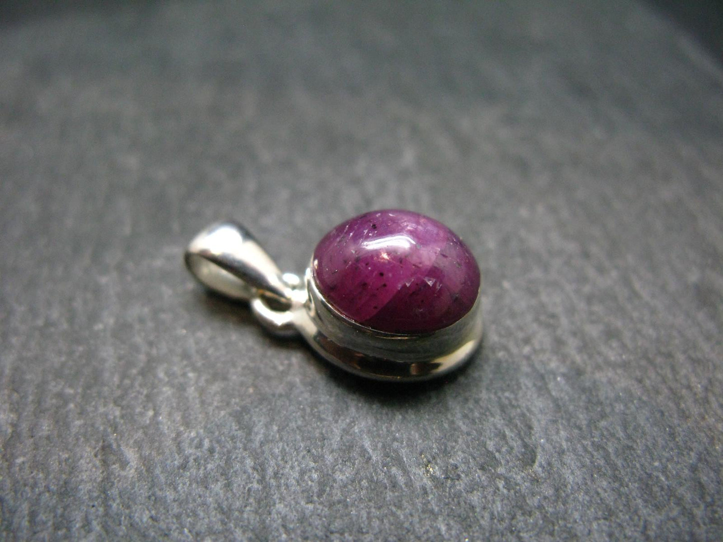 Star Ruby Sterling Silver Pendant - 0.9" - 3.16 Grams