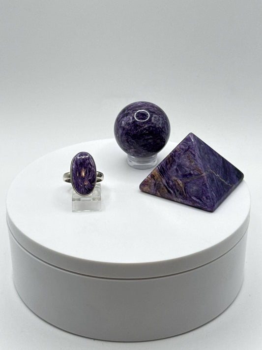 Beautifully Oval Charoite Sterling Silver Ring - Size 7