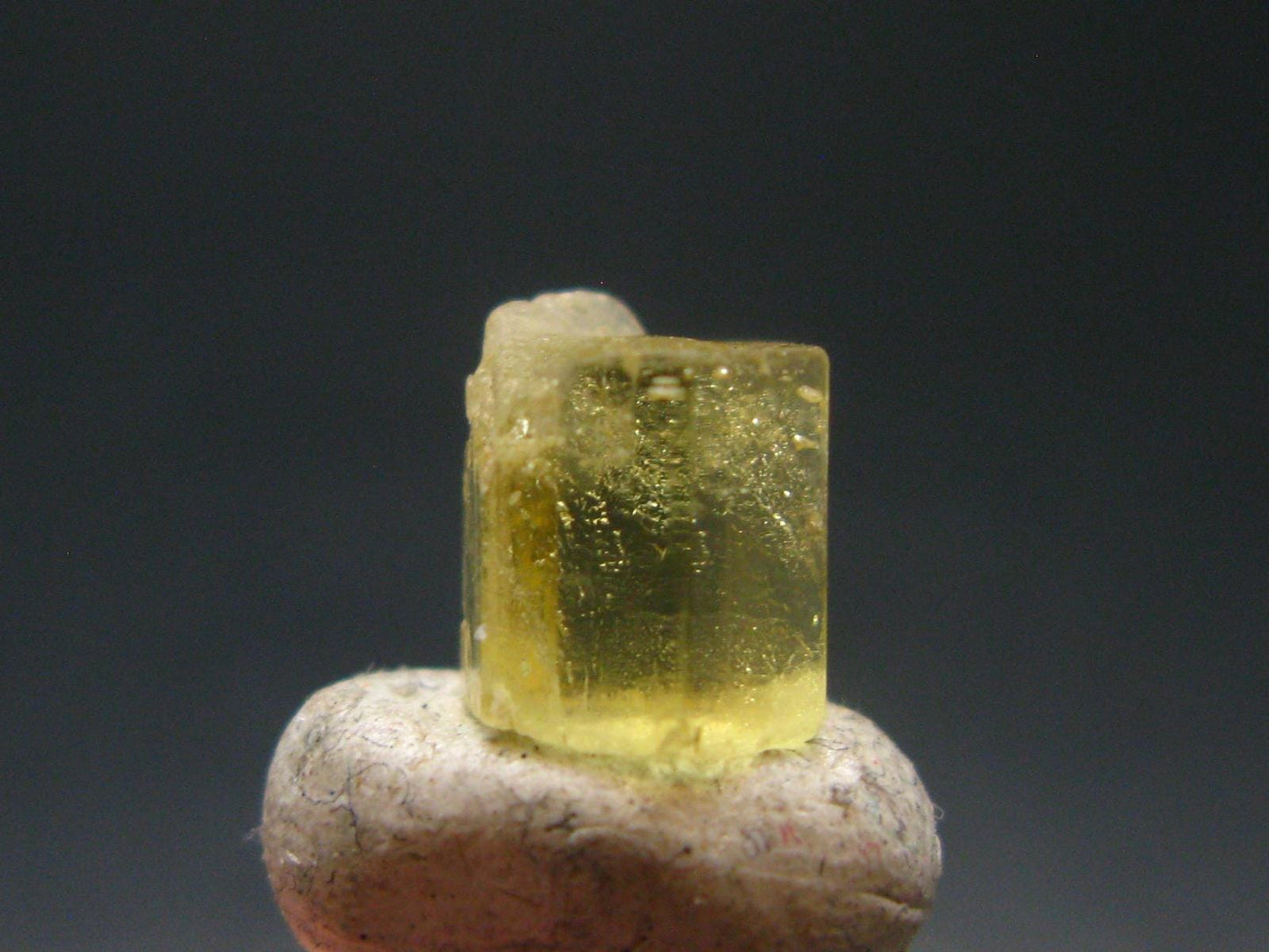 Gem Heliodor Golden Beryl Crystal From Tajikistan - 0.86 Grams - 0.3"