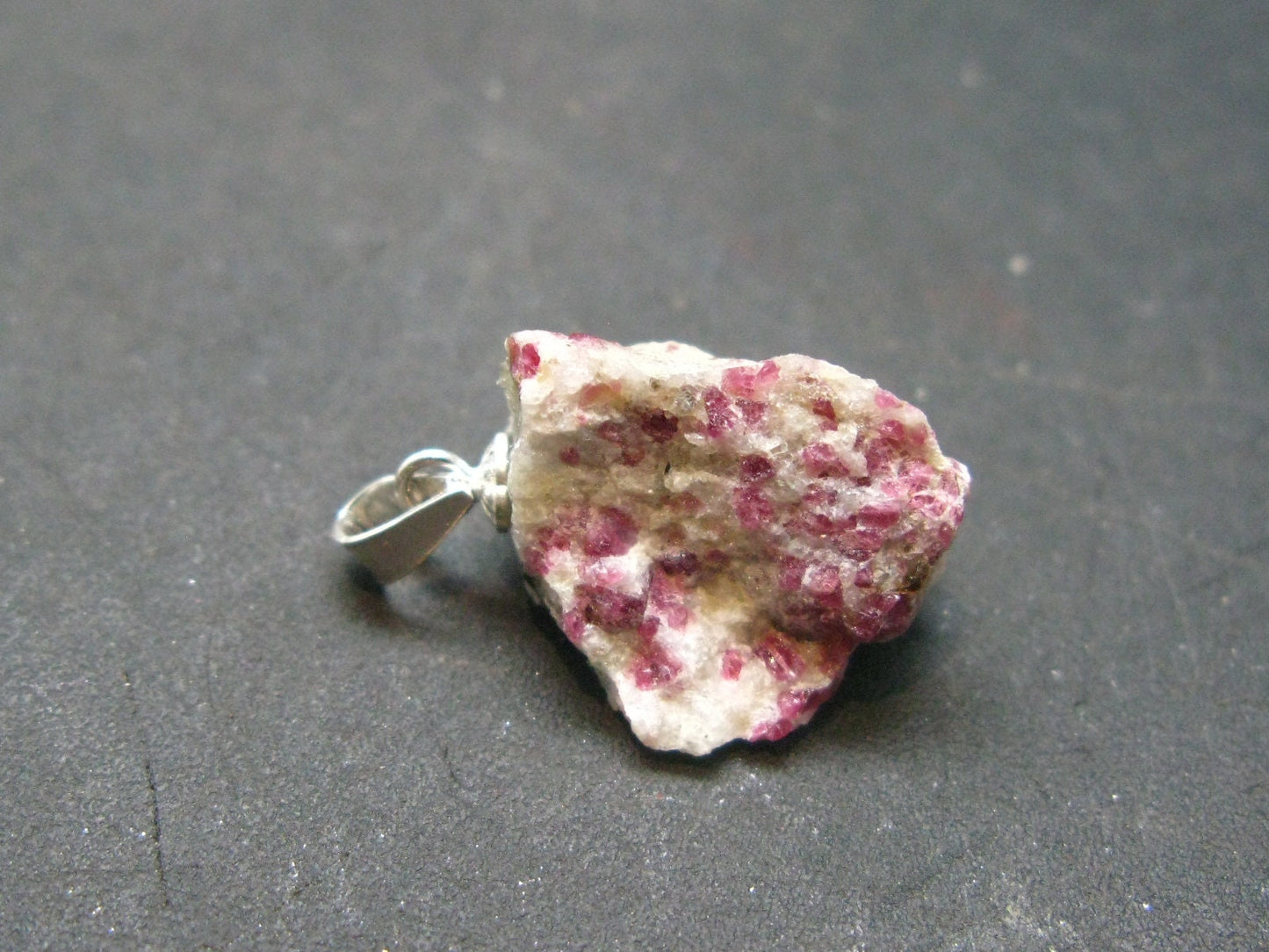 Rare Kakortokite Silver Pendant From Greenland - 2.66 Grams - 0.9"