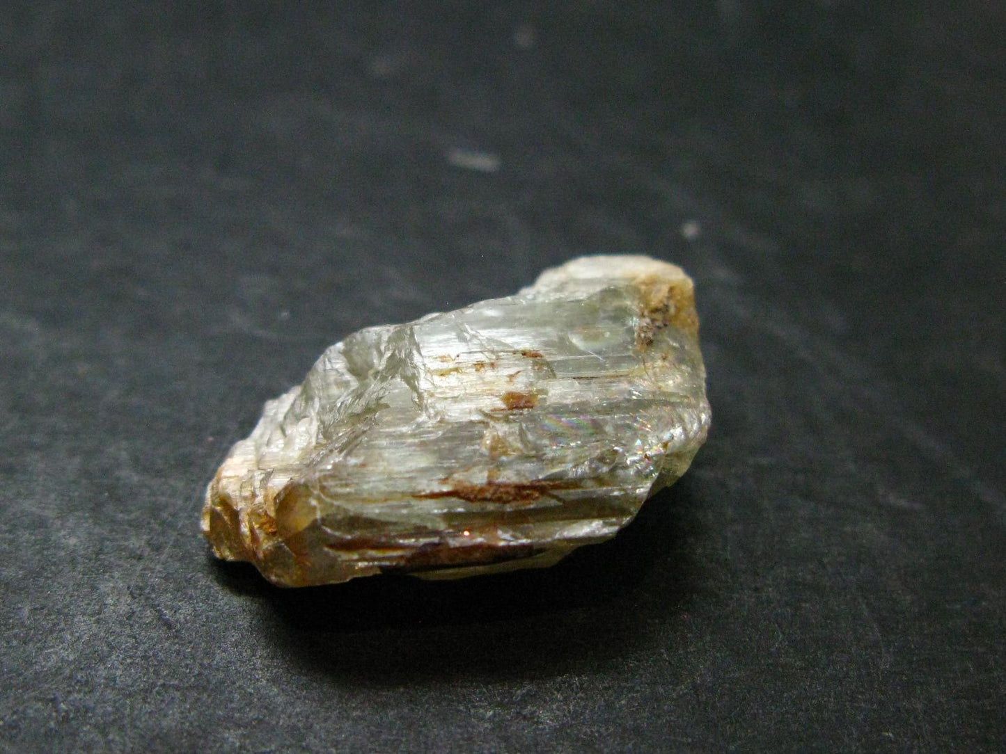 Gem Color Change Diaspore Crystal From Turkey - 0.8" - 3.31 Grams