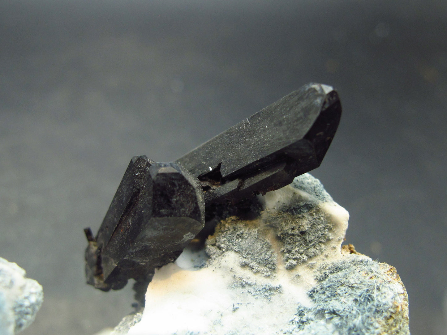 Neptunite on Natrolite Cluster From California - 2.6"