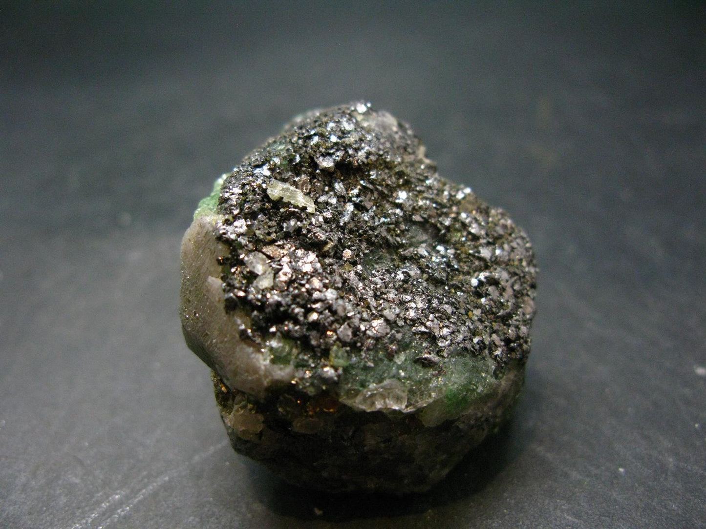 Gem Tsavorite Tsavolite Garnet Crystal From Tanzania - 320.80 Carats - 1.6"