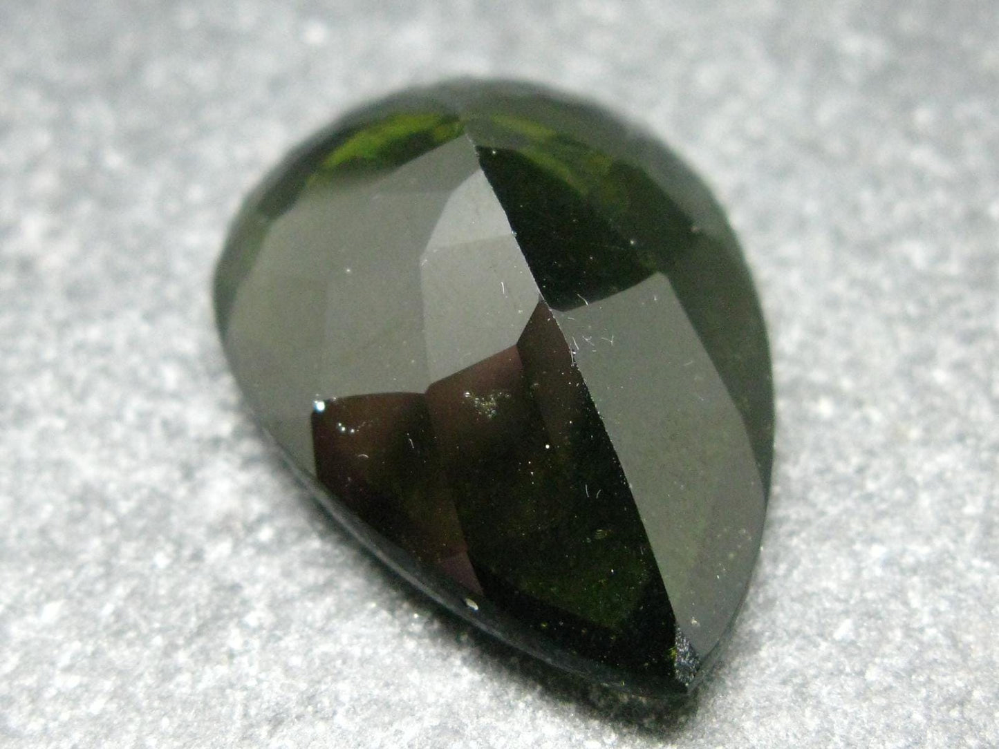 Moldavite Tektite Gem Cut Facetted Stone from Czech Republic - 20.50 Carats - 26x17mm