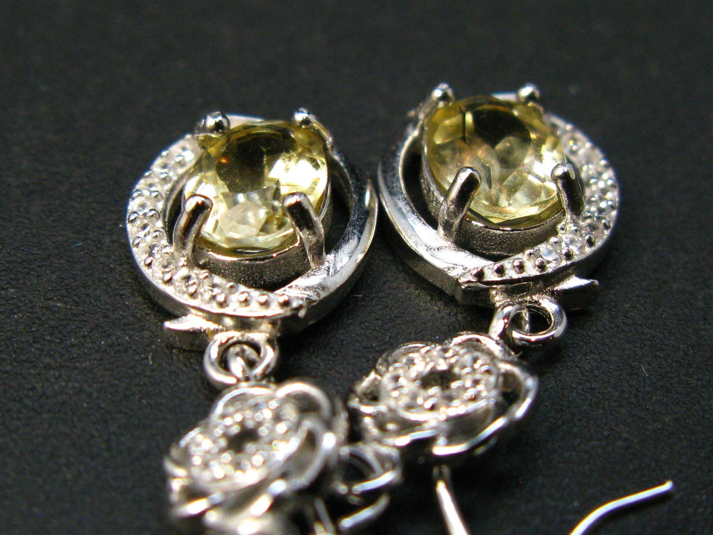 Rare Collector’s Gem!! Gemmy Golden Herderite Gem Silver Dangling Earrings from Brazil - 1.66 Carats