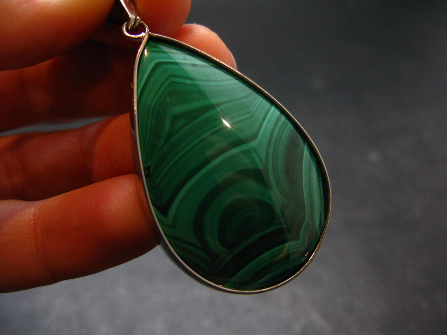 Queen of Green!! Genuine Vivid Vibrant Green Malachite Sterling Silver Pendant - 1.9" - 16.95 Grams