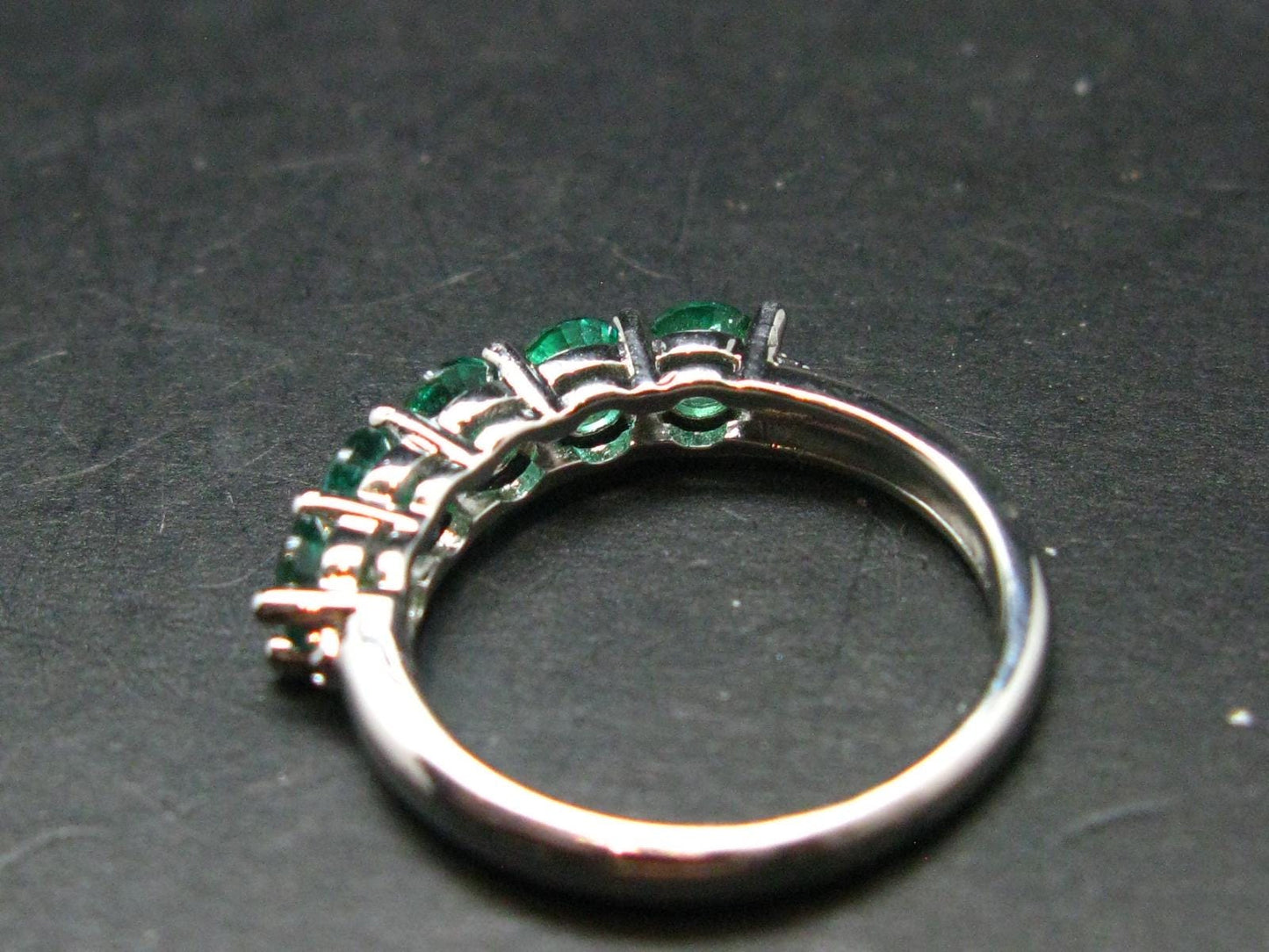 Emerald Crystal Silver Ring from Colombia - 1.25 Carats - Size 6