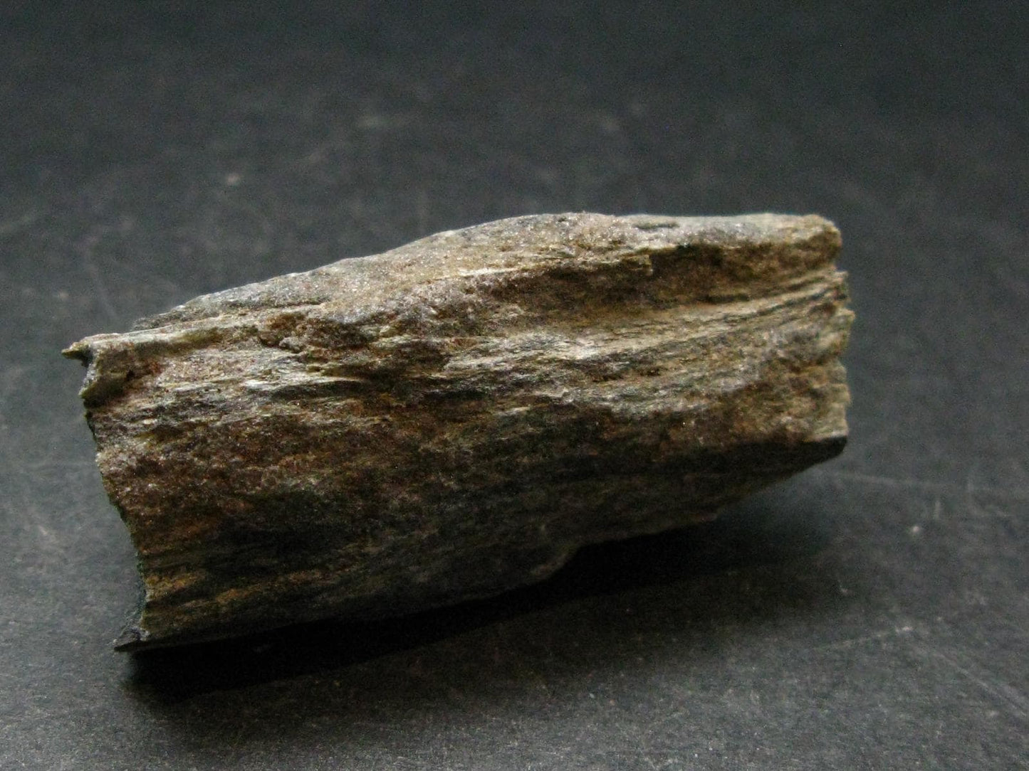 Rare ISUA Stone Raw Piece from Greenland - 2.0" - 49.91 Grams
