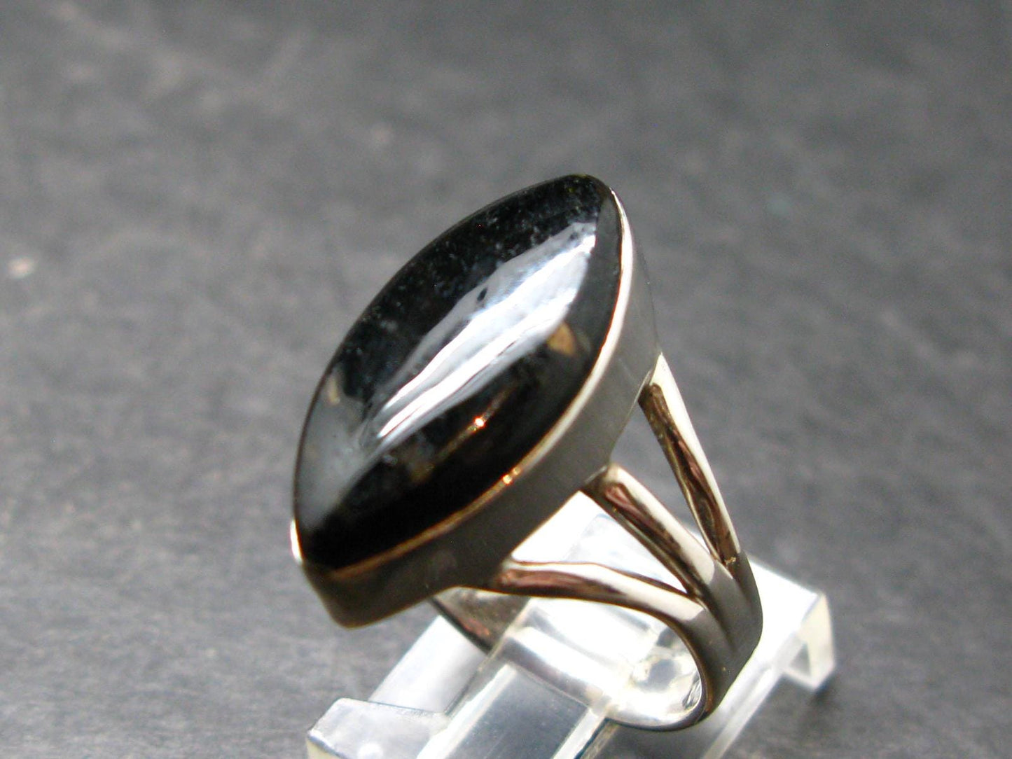 Real!! Very Rare Nuumite Nuummite Sterling Silver Ring from Greenland - 5.55 Grams - Size 7