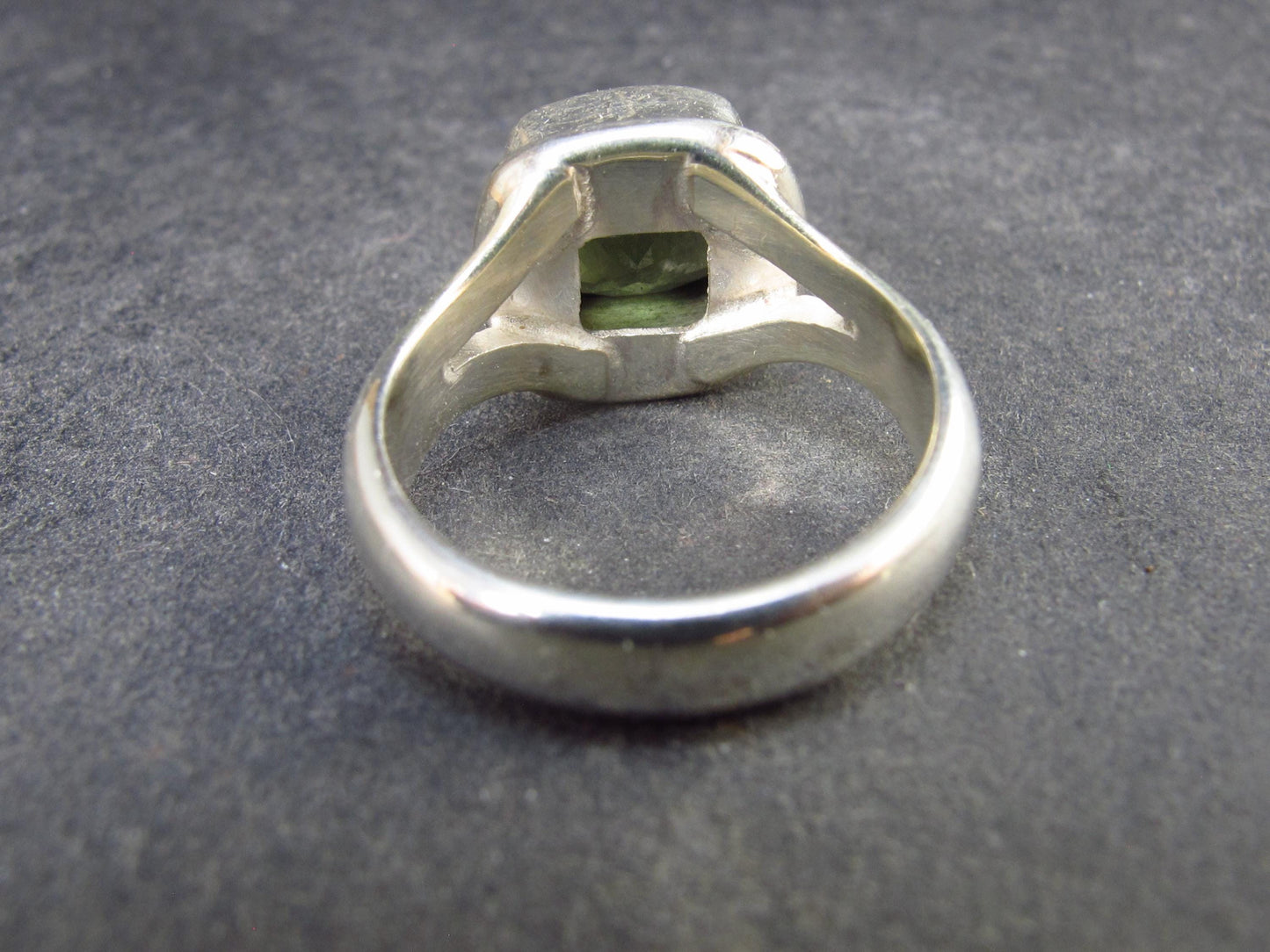 Moldavite Tektite Facetted Silver Ring from Czech Republic - Size 7 - 6.54 Grams