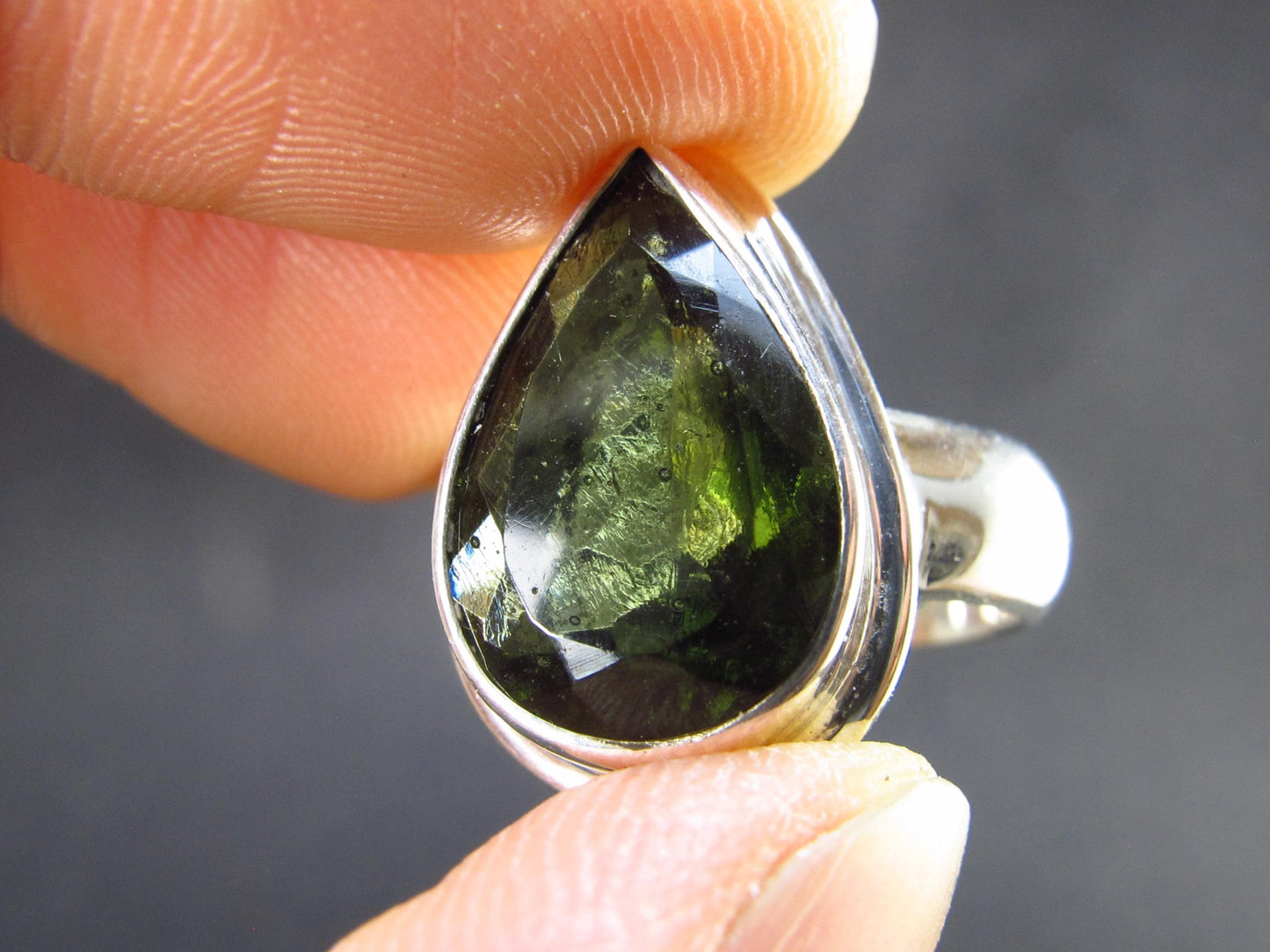 Moldavite Tektite Facetted Silver Ring from Czech Republic - Size 8 - 8.19 Grams