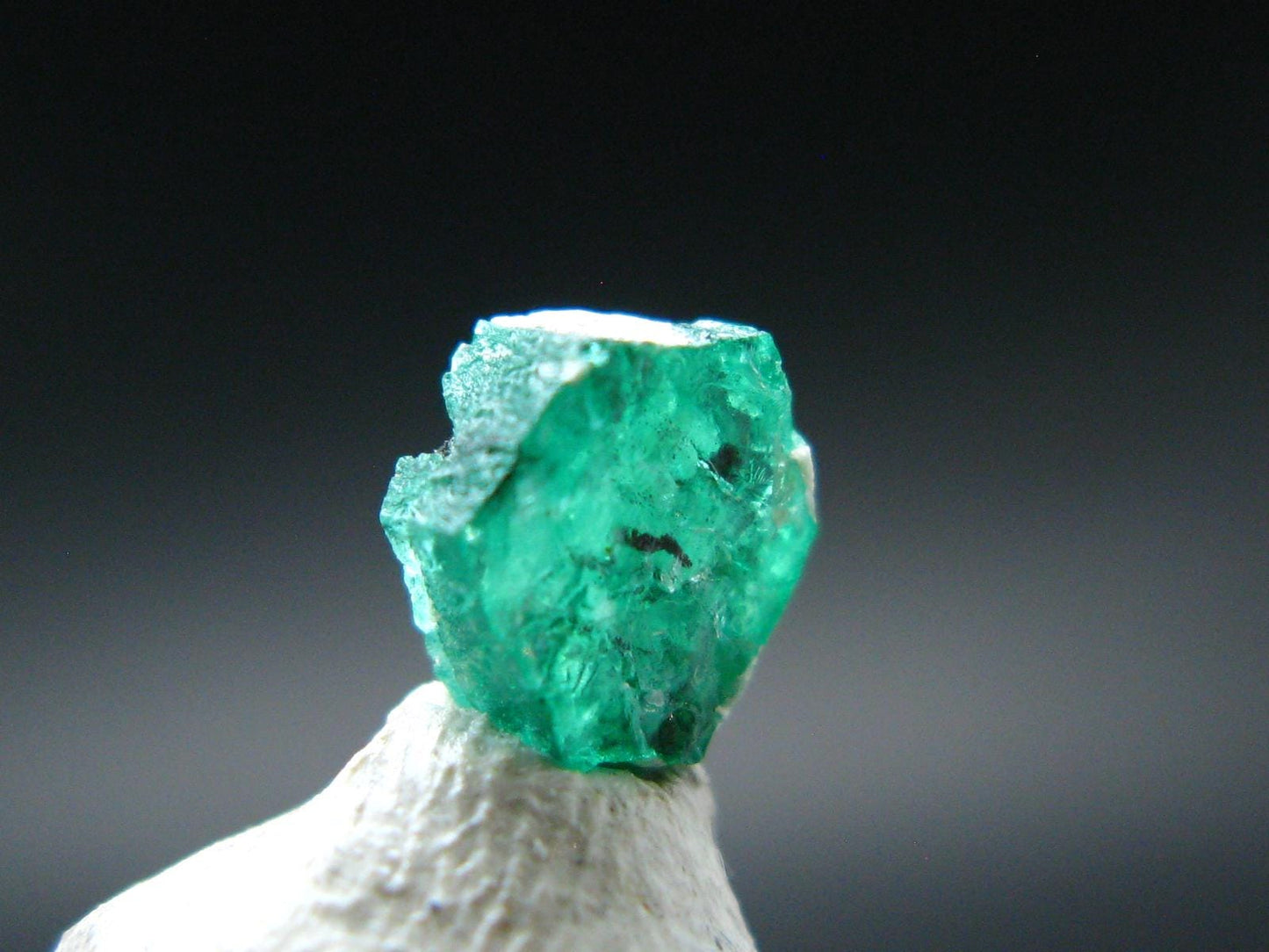 Emerald Beryl Crystal From Colombia - 1.23 Carats