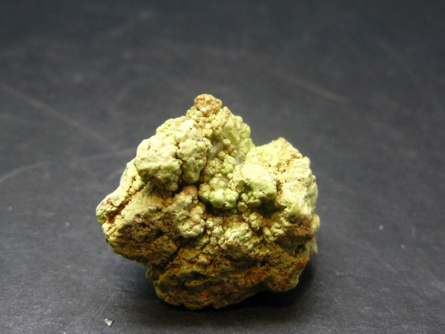 Gaspeite Raw Piece From Canada - 0.9" - 8.41 Grams
