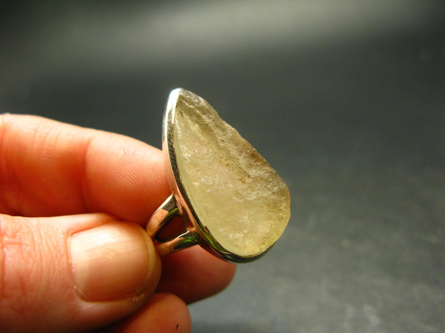 Natural Gem Raw Libyan Desert Glass Tektite Sterling Silver Ring from Libya - Size 9 - 7.6 Grams