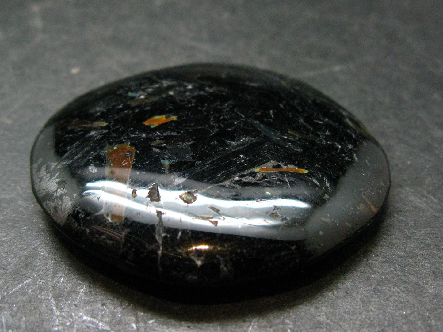 Rare Nuumite Nuummite Tumbled Stone From Greenland - 28.86 Grams - 1.8"