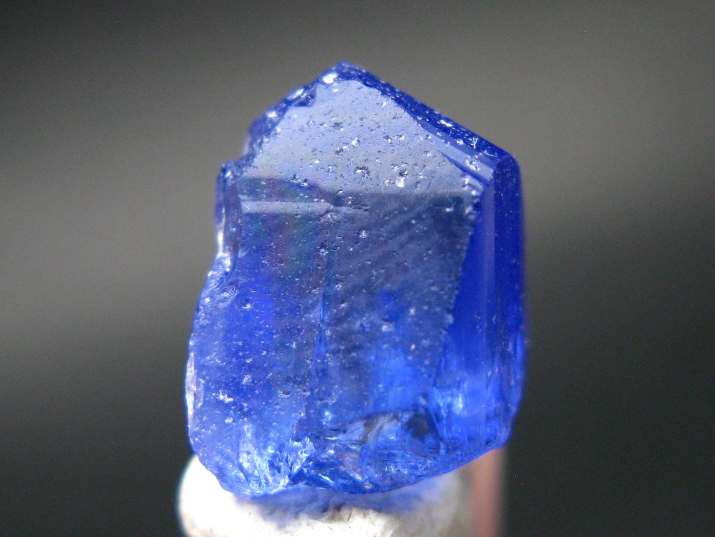 Fine Gem Tanzanite Zoisite Crystal From Tanzania - 10.40 Carats - 0.6"