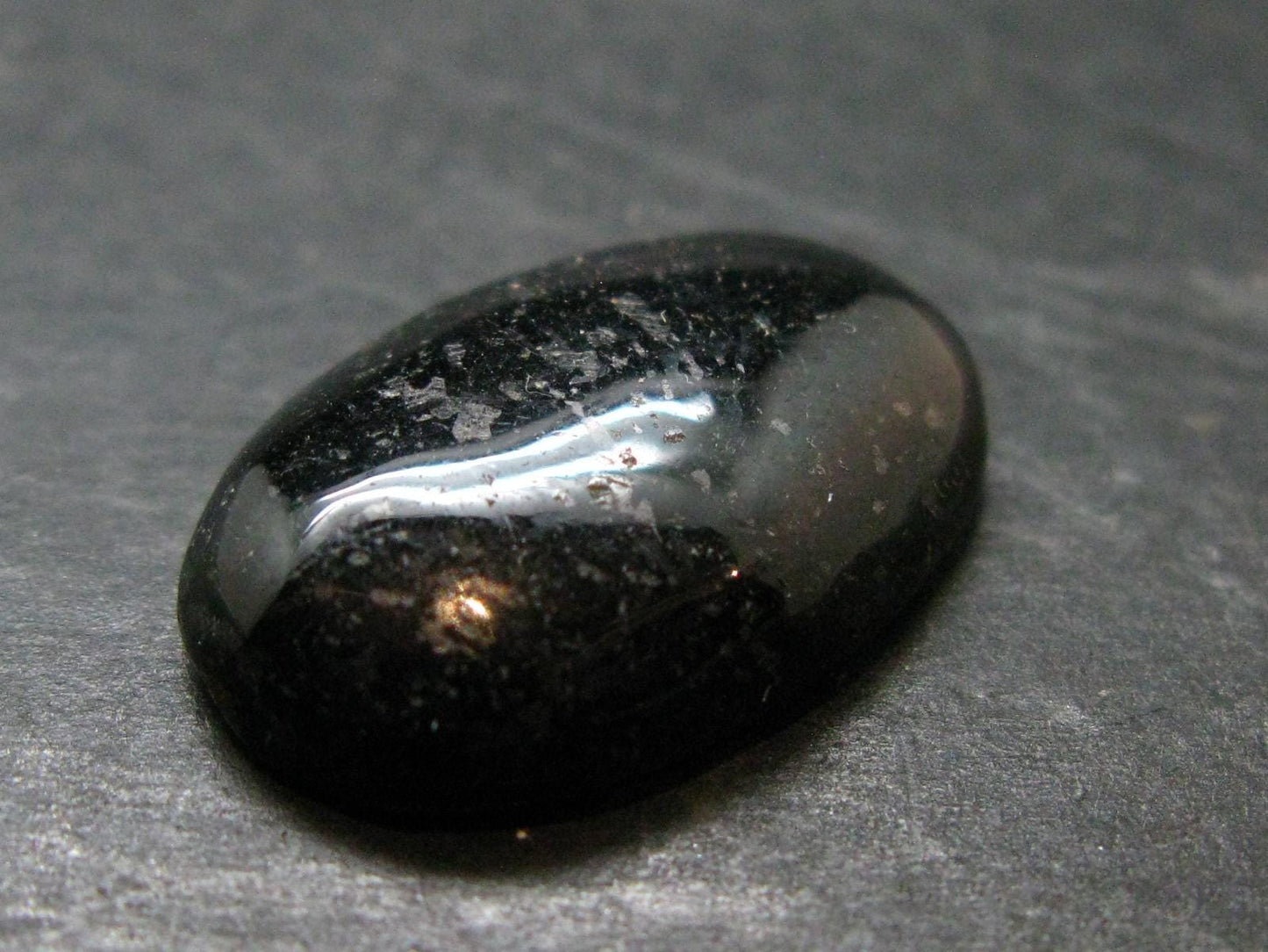 Rare Nuumite Nuummite Cabochon From Greenland - 1.0" - 5.49 Grams