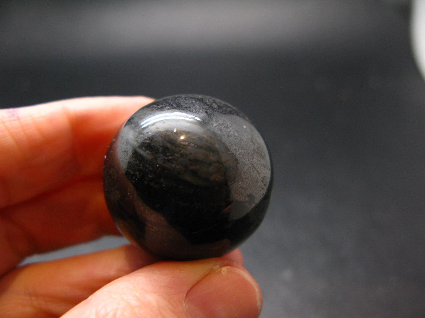 Rare ISUA Sphere Ball from Greenland - 1.1" - 42.48 Grams