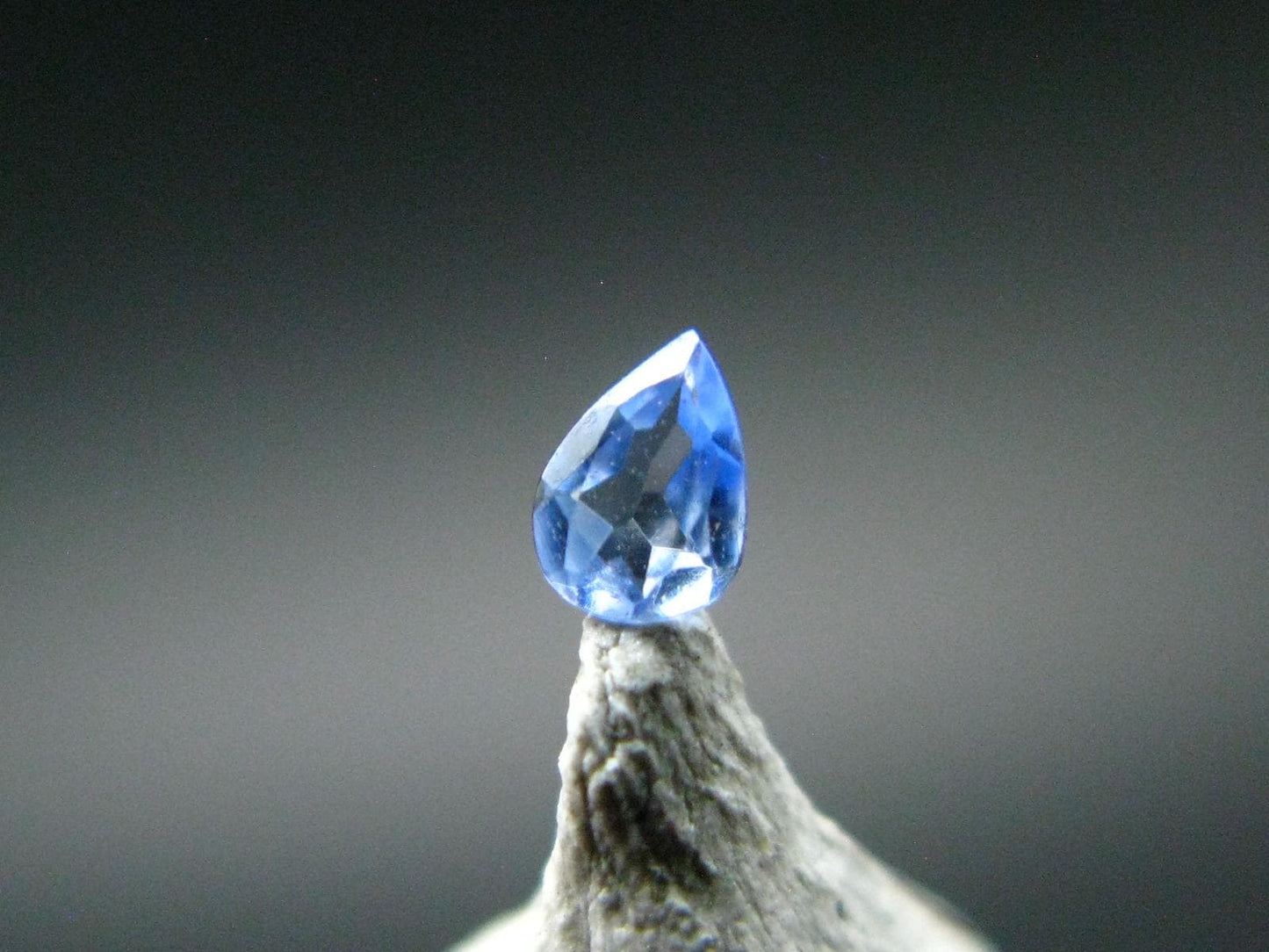 Gem Benitoite Cut Stone From California - 0.05 Carats - 2.8x2.0mm
