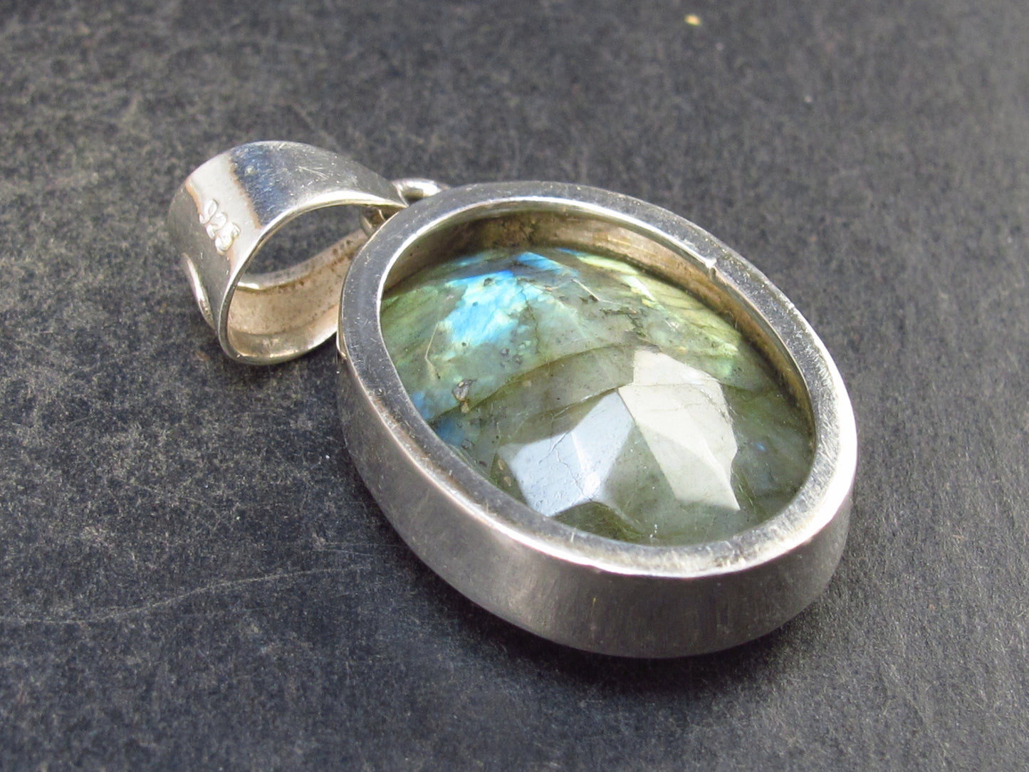 Faceted Labradorite Pendant In 925 Sterling Silver From Madagascar - 1.4'' - 6.9 Grams