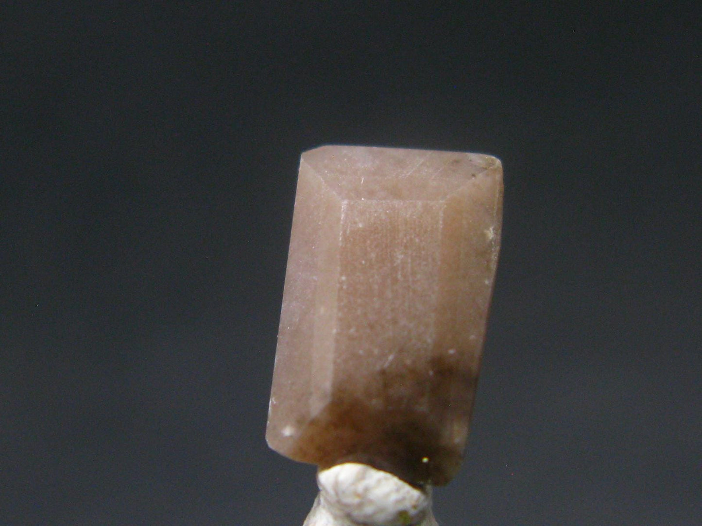 Rare Pink Emelucite Cut Gem Stone From Greenland - 1.54 Carats