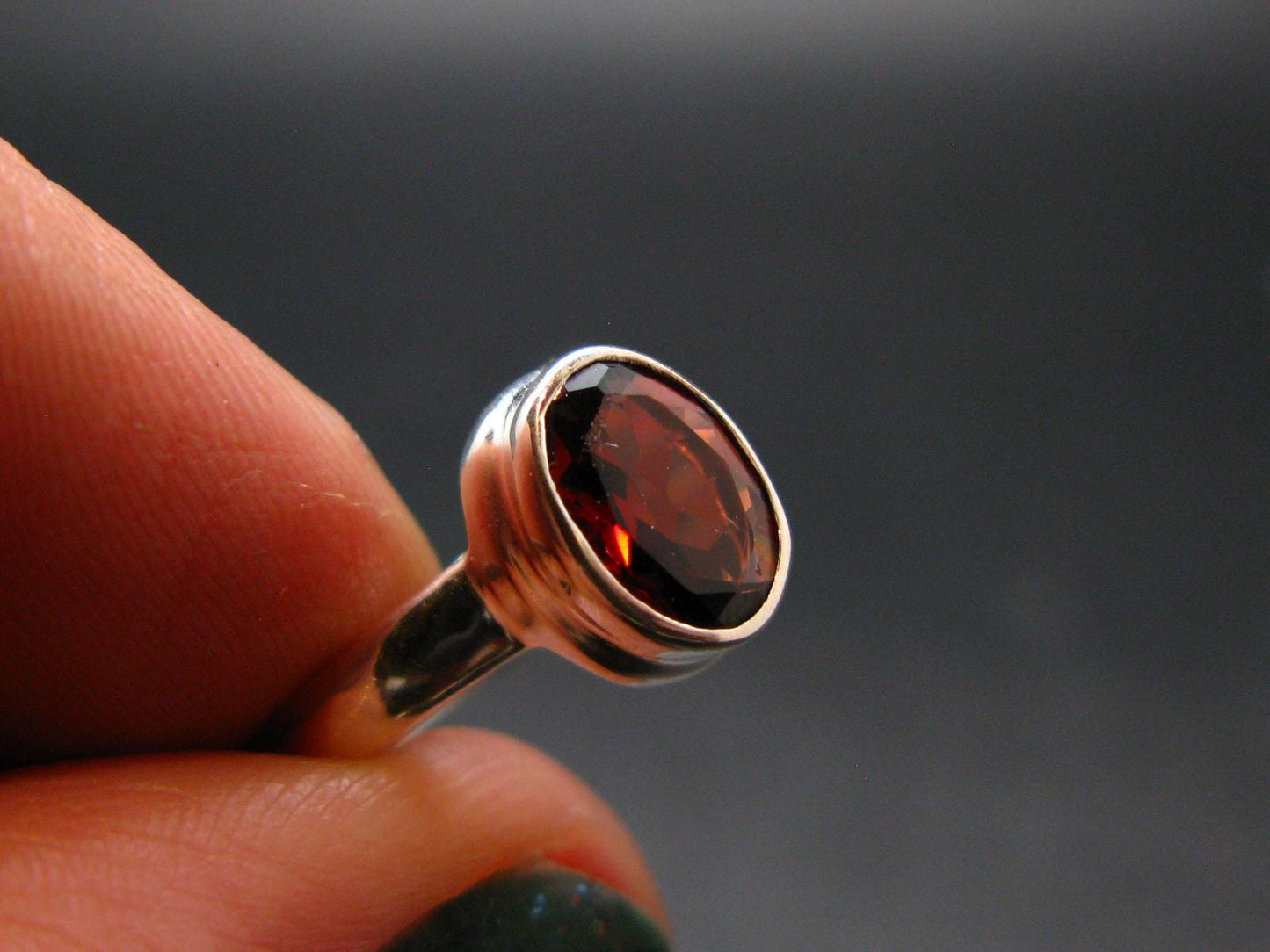Natural Round Faceted Red Garnet Sterling Silver Ring - Size 5 - 2.55 Grams