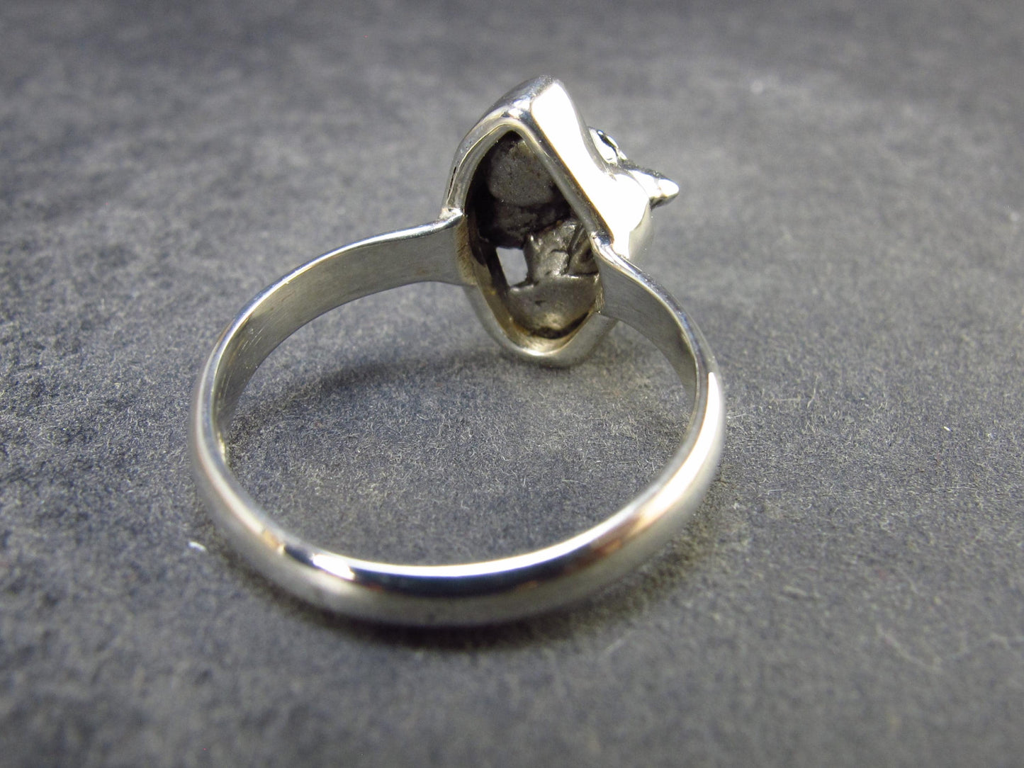 Large Meteorite Campo Del Cielo Sterling Silver Ring from Argentina - 3.77 Grams - Size 8