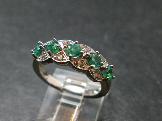 Emerald Faceted Silver Ring from Colombia - 3.05 Grams Total - Size 6