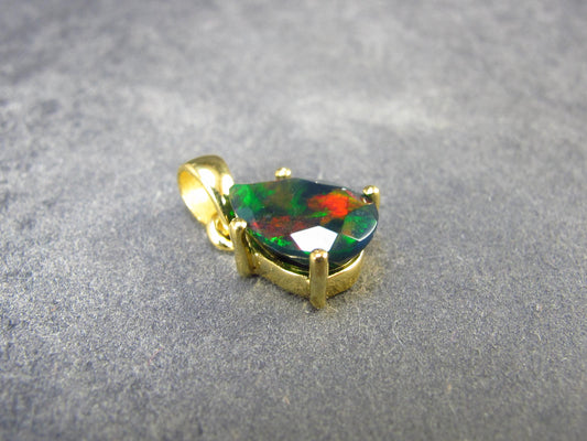 Rare Black Opal Gold Plated Silver Pendant from Australia 0.7" - 1.23 Grams